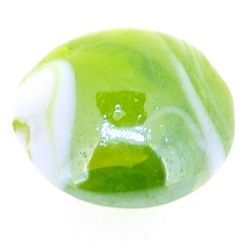 Glaskraal, groen met witte swirl, rond, plat, 16 mm (11 st.)